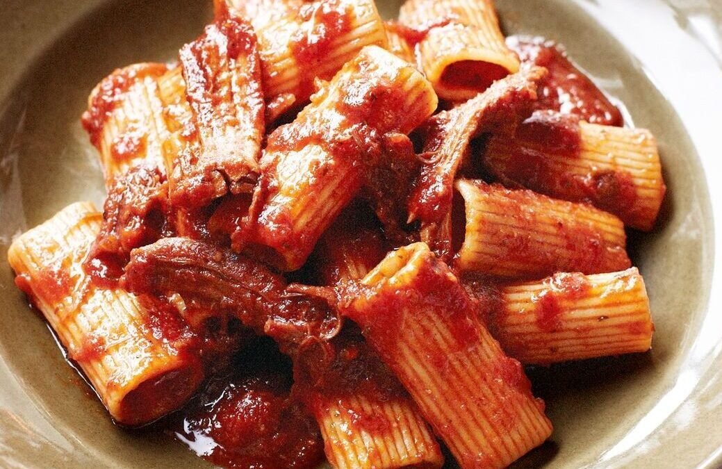 Receta de rigatoni al ragú