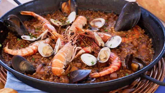 Receta de paella de marisco catalana